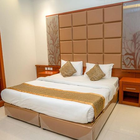 Open Hotel Riyadh Eksteriør billede